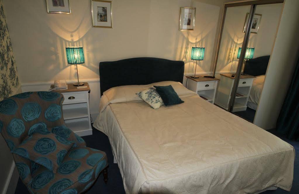 Brit Hotel & Spa Le Roc Au Chien Bagnoles de l'Orne Normandie 외부 사진