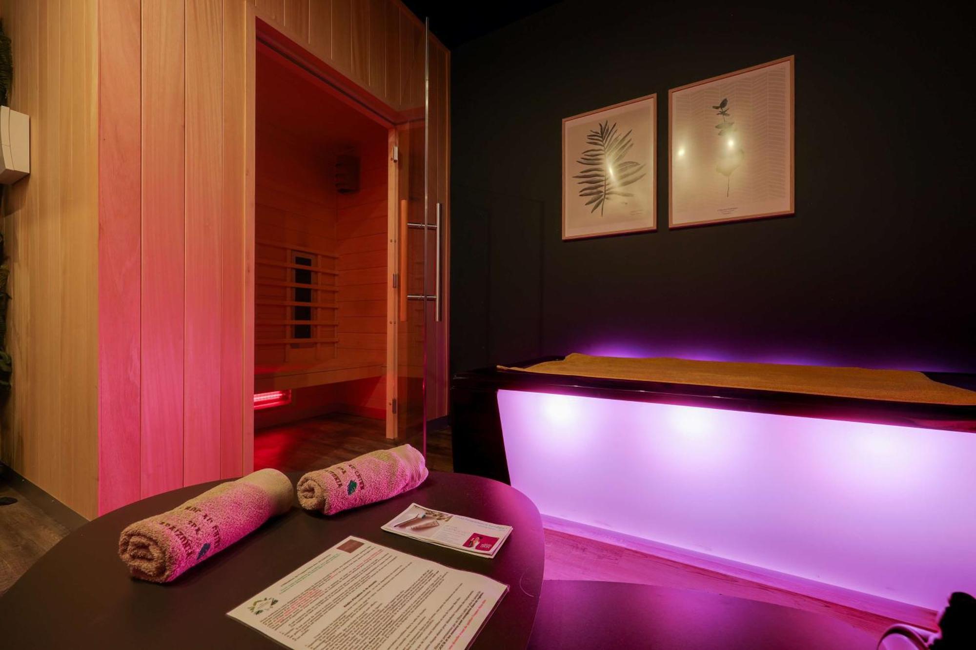 Brit Hotel & Spa Le Roc Au Chien Bagnoles de l'Orne Normandie 외부 사진