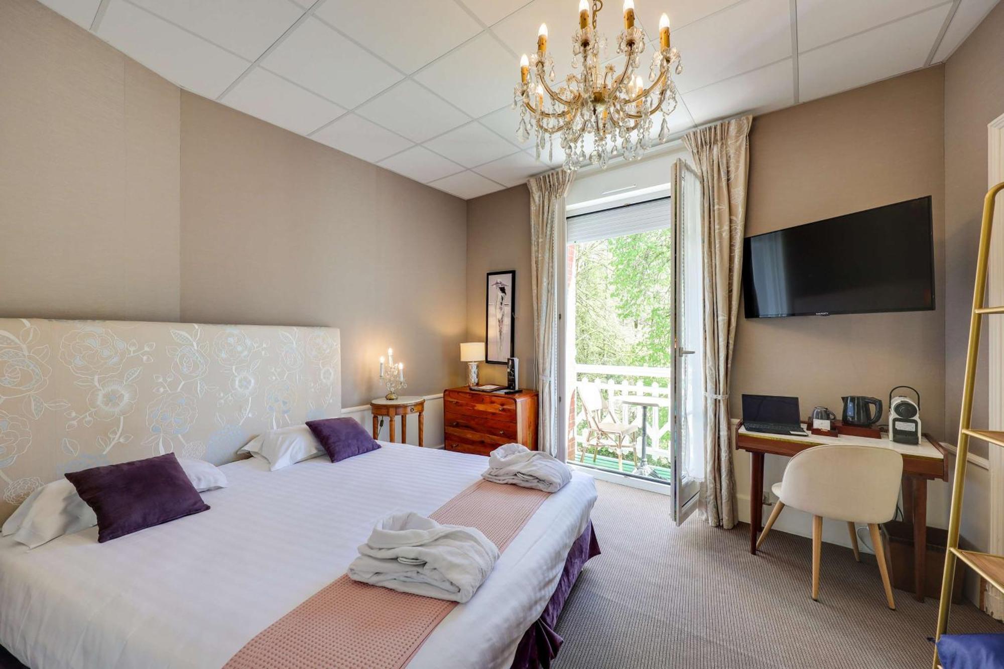 Brit Hotel & Spa Le Roc Au Chien Bagnoles de l'Orne Normandie 외부 사진