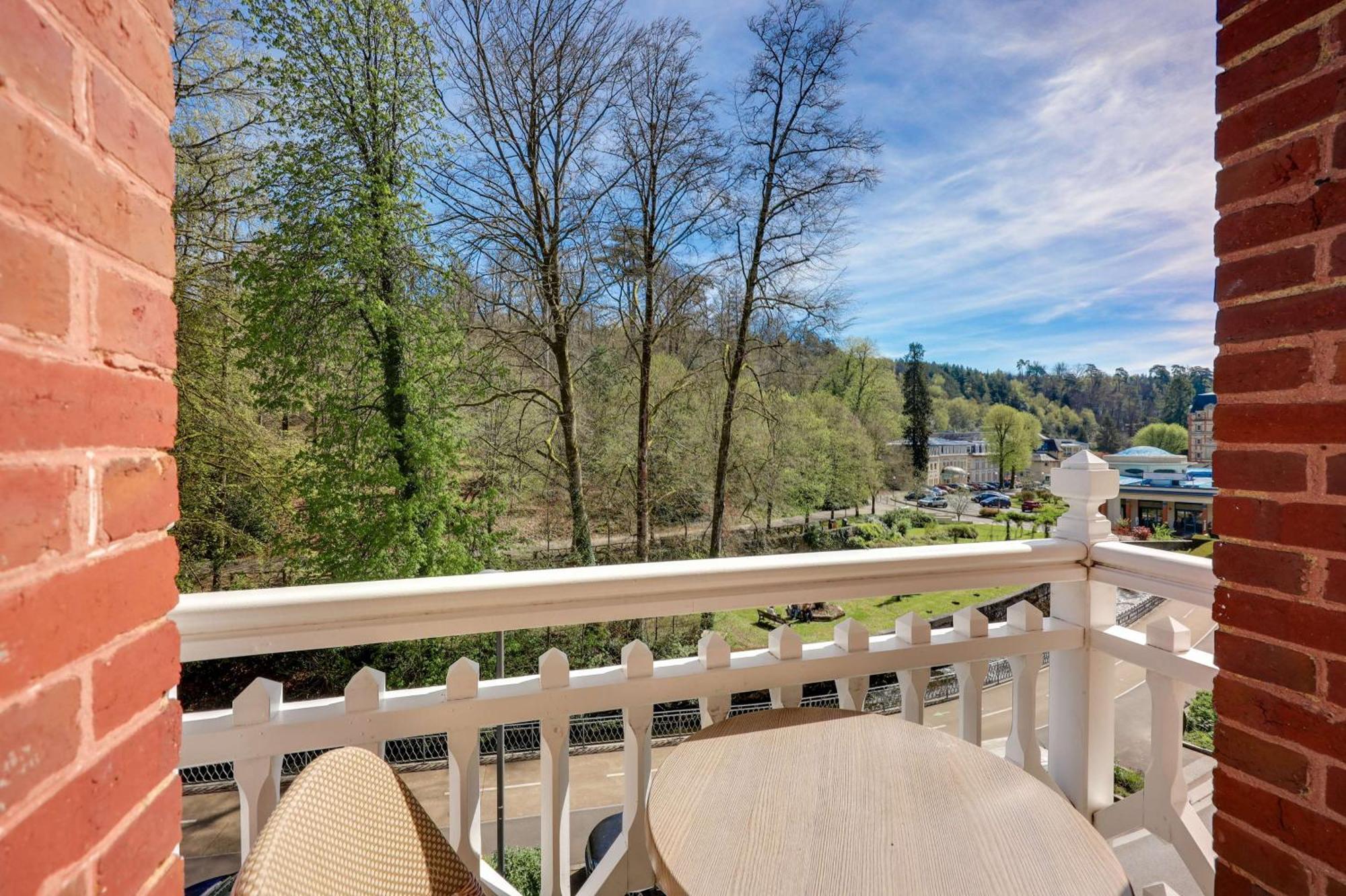 Brit Hotel & Spa Le Roc Au Chien Bagnoles de l'Orne Normandie 외부 사진