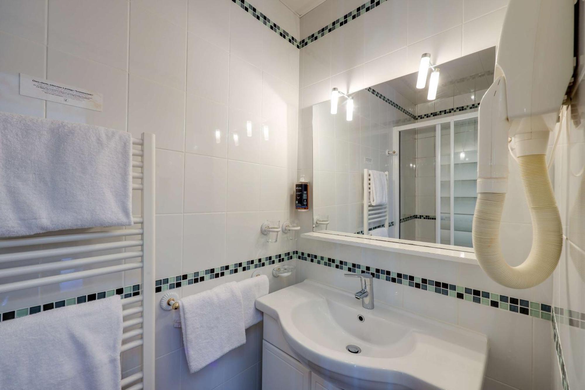 Brit Hotel & Spa Le Roc Au Chien Bagnoles de l'Orne Normandie 외부 사진